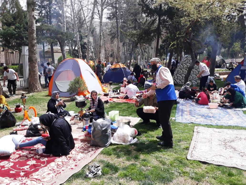 بیش از 2هزار کمپ گردشگری در بوستان‌های البرز برپا شد